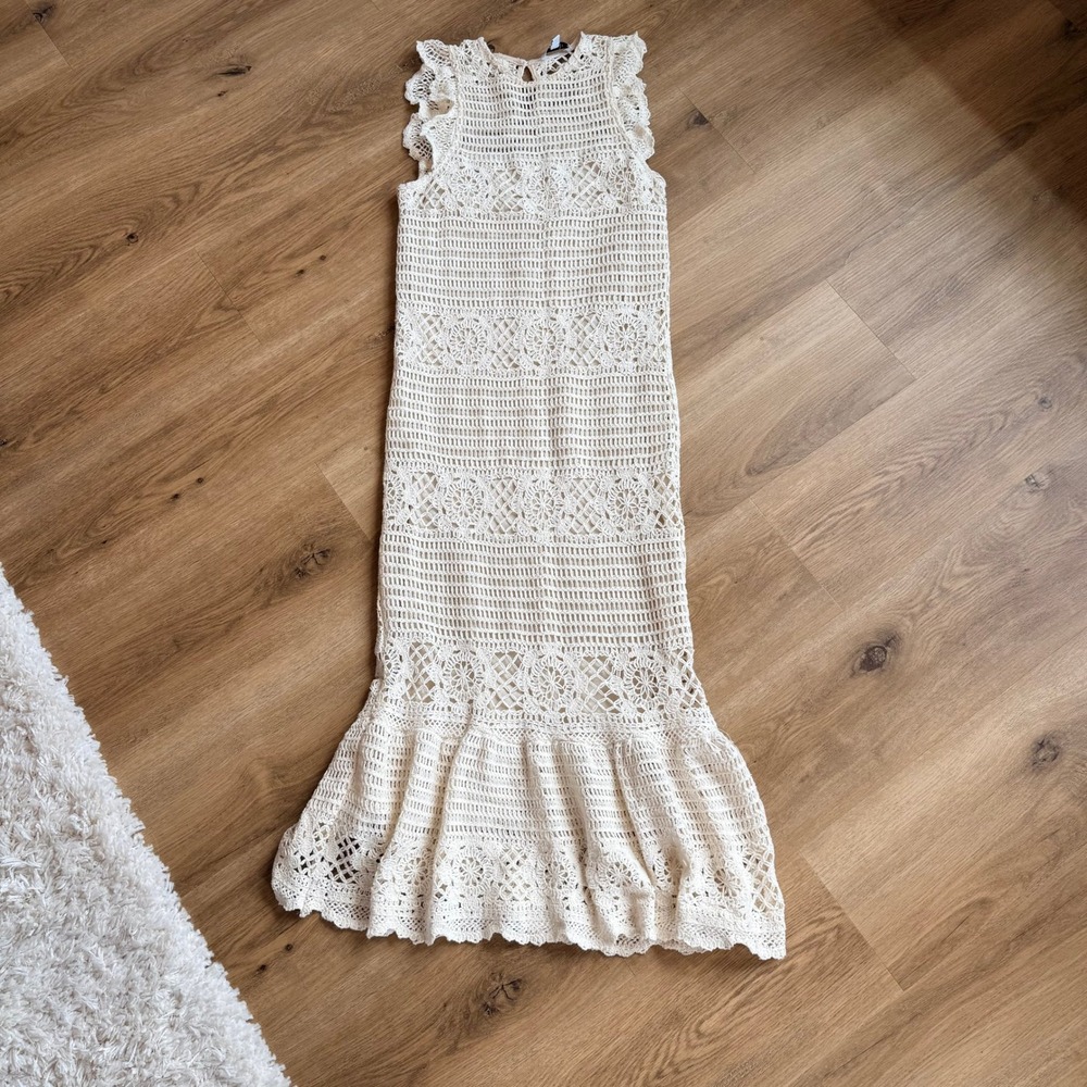 Lucy Paris Crochet Maxi Dress XS Cream Sleeveless Ruffle Mermaid Boho
